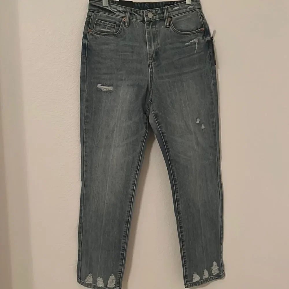 NWT - BlankNYC Madison High Rise Crop Denim Jean
